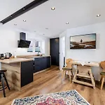 Haus Wierer شقة