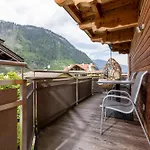 Haus Wierer شقة
