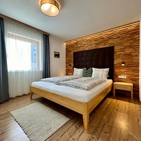 Haus Wierer * Mayrhofen